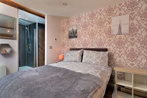3 chambres, fer et planche Ă repasser, Wi-Fi gratuit, draps fournis