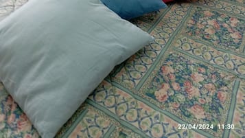 2 bedrooms, bed sheets