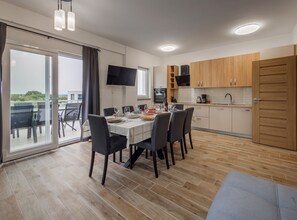 Dining - Holiday Home Milutin 1 - Four Bedroom Holiday Home with Private Pool (Vrsi)