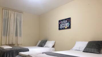 4 bedrooms, WiFi, bed sheets