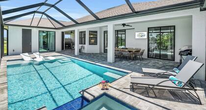 Luxe-Boat Rental, MIL Suite, Kayaks, Bikes, Park