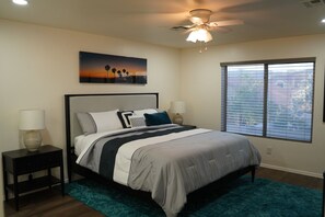 3 bedrooms, iron/ironing board, travel crib, WiFi - Welcome to Luxe Stays! Your beautiful retreat located in Ahwatukee, Arizona. (Phoenix)