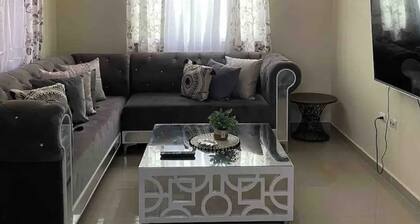 Cozy 3-bedroom apartment with WiFi, in Bani pet friendly