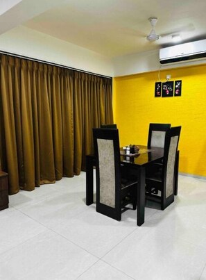 Dining - River Front Property (Ahmedabad)