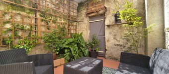 3-star manor house:L'Oustal des Halles with cinema in the center of town