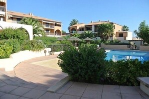 Pool - 26m2 studio cabin with south-facing terrace, pool view  (Hyeres)