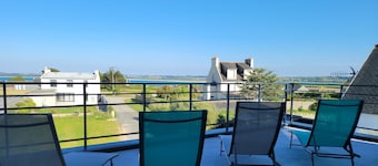 Villa L ESTRAN new sea view 10P 400 m from the sea in PLOUNEOUR BRIGNOGAN PLAGES