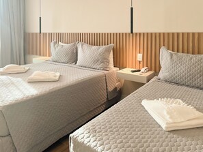 Classic Triple Room | Premium bedding, pillowtop beds, minibar, laptop workspace - Marino Beach Hotel (Cabo Frio)