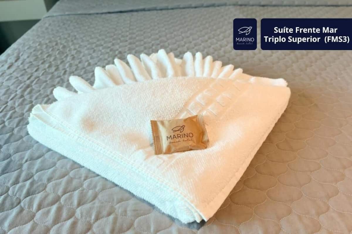 Ropa de cama de alta calidad, colchones con pillow-top y minibar