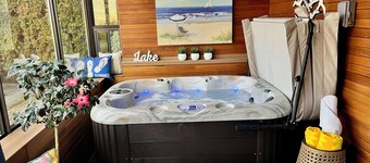 Lake and the City Bed and Breakfast