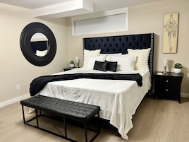 Premium Room, 1 King Bed, Private Bathroom | Individually decorated, individually furnished, blackout drapes