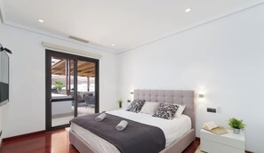 5 makuuhuonetta, silitysrauta/-lauta, ilmainen Wi-Fi, vuodevaatteet