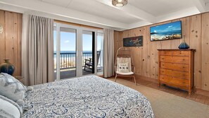 5 bedrooms, desk, iron/ironing board, free WiFi - Oceanfront Private Home With Amazing Views (Ocean City)