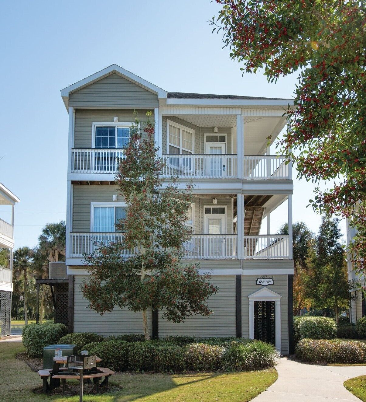 4 Bedroom Ocean Ridge with Oceanview 