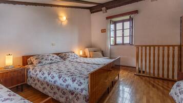 1 bedroom, travel crib, free WiFi, bed sheets