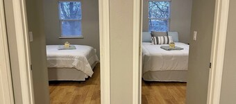 Adorable little beach house by the Surf Ballroom!