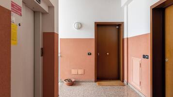 Pintu masuk interior