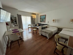 1 soverom, strykejern/-brett, wi-fi og sengetøy