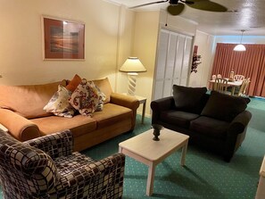 テレビ、DVD プレーヤー