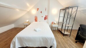 4 slaapkamers, een strijkplank/strijkijzer, gratis wifi