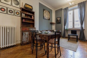Apartament, balcó | Menjador