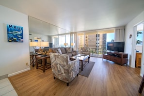 DVD player - Royal Kahana Maui 415 Ocean View 1 Bedroom (Lahaina)