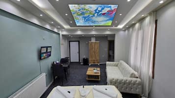 Luxury Suite
