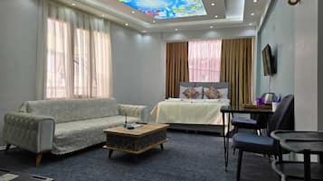 Suíte superluxo | Escrivaninha, espaço de trabalho para notebook, quartos à prova de som