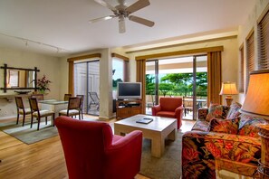 TV, DVD player - Kapalua Golf Villa 14T3 Standard Fairway 3 Bedroom (Lahaina)