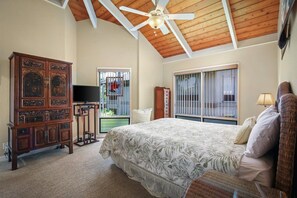 3 bedrooms, in-room safe, iron/ironing board, WiFi