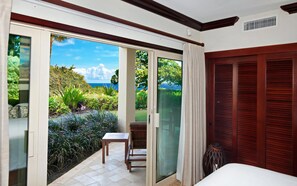 2 bedrooms, in-room safe, iron/ironing board, free WiFi