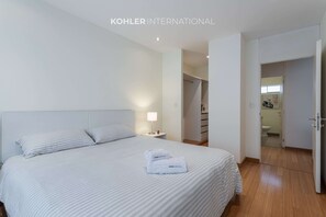 1 bedroom, iron/ironing board, WiFi, bed sheets - Kohler_Comfort 1BR at Miraflores (Miraflores)