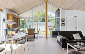 Living area - 2 bedroom stunning home in Ebeltoft (Ebeltoft)