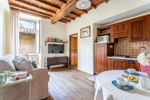 Living area - iFlat | Renaissance style apt in the heart of Rome (Roma)
