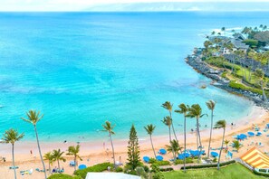 Condo (3 Bedrooms) | Beach