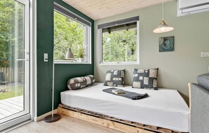 2 Schlafzimmer, Reisekinderbett, kostenloses WLAN