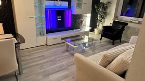 Uklassifisert bilde, 2 av 24, knapp