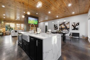 Interior - Pickleball / Basketball Court, Pinball, Library Upstairs, Pets, CBS (Broken Bow)
