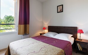 2 bedrooms, WiFi, bed sheets
