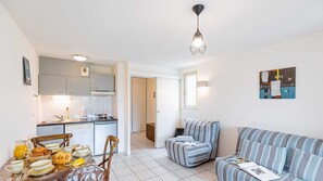 Interior - Studio haut en couleur | Tout près du lac (Le Teich)