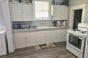 調理器具と食器