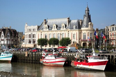 Proche de la Plage ! Appart avec Balcon/Terrasse !