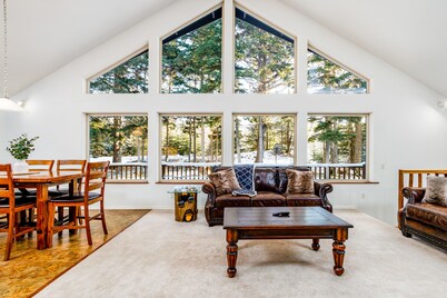 Ultimate vacation retreat w/ fireplace, gas grill, large yard, & firepit