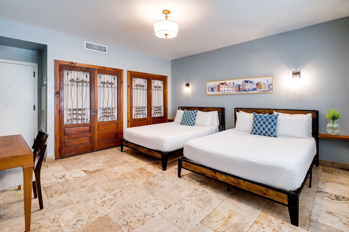 Deluxe Double Room, 2 Queen Beds (Self Check-in with Virtual Front Desk)