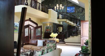 Villa GuavaBerry 5BR 6Bds 12Pax HugePool