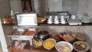 Breakfast meal - Pousada Marinah  (São José da Coroa Grande)