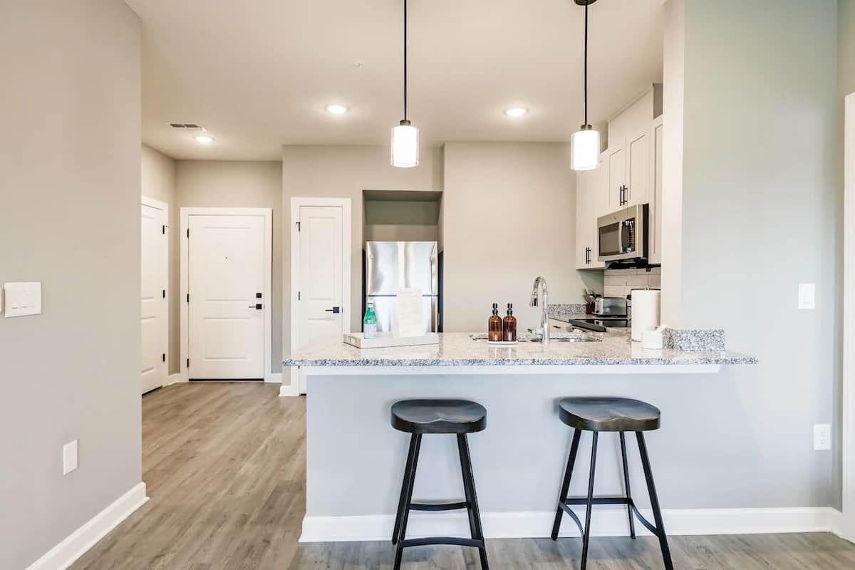 1 bedroom, individually decorated, individually furnished