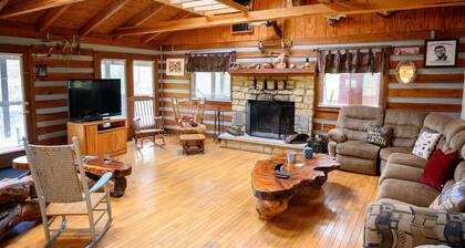 Lazy Lane Cabins - Moonlight Ridge
