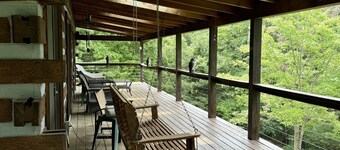 Lazy Lane Cabins - Moonlight Ridge