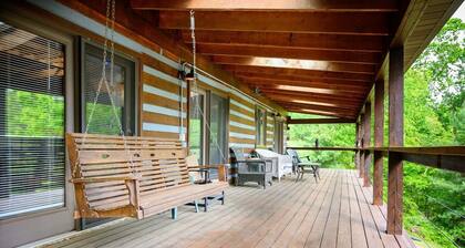 Lazy Lane Cabins - Moonlight Ridge
